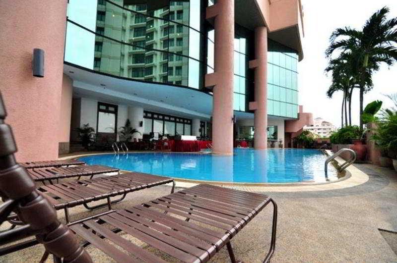 Dorsett Hotel 5*